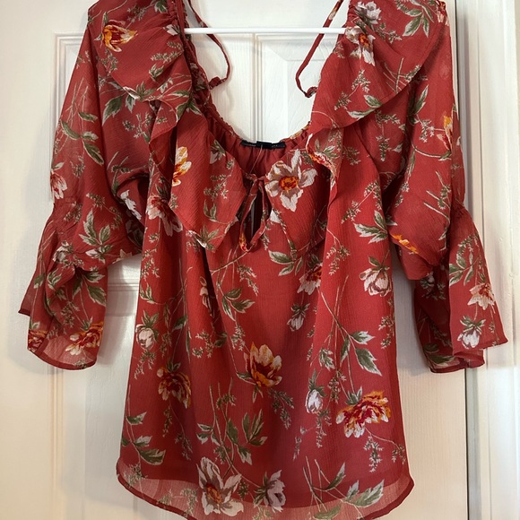 American Eagle off the shoulder blouse - Picture 8 of 8